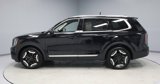 Used 2024 Kia Telluride EX w/ EX Captain's Chair Package image 6