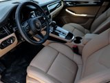 Certified 2025 Porsche Macan image 4