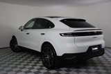 Certified 2024 Porsche Cayenne Coupe image 3