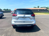 Used 2017 Nissan Rogue S image 5
