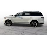 Used 2024 Lincoln Navigator Reserve image 4