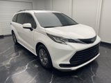 Used 2021 Toyota Sienna LE image 4