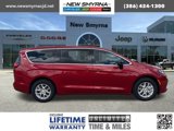 New 2026 Chrysler Pacifica Select image 2