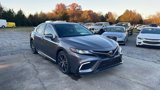 Used 2024 Toyota Camry SE image 3