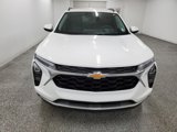 Used 2024 Chevrolet Trax LT w/ LT Convenience Package image 2