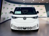 New 2025 Volkswagen ID. Buzz Pro S image 2