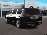 New 2025 Chrysler Voyager LX image 5