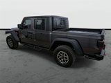 Used 2024 Jeep Gladiator Rubicon w/ Technology Group image 2