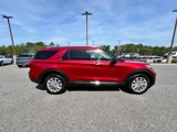 Certified 2022 Ford Explorer Limited w/ Equipment Group 301A image 3