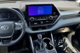 Used 2024 Toyota Highlander Platinum image 6