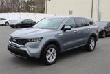 Used 2023 Kia Sorento LX image 4