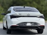 Used 2021 Hyundai Elantra SEL image 4