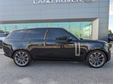 Used 2025 Land Rover Range Rover Long Wheelbase SE image 5
