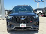 Used 2025 Ford Explorer ST image 2