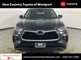 Used 2022 Toyota Highlander XLE image 2