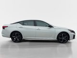 Used 2025 Nissan Altima 2.5 SR image 2