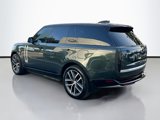Used 2025 Land Rover Range Rover Autobiography image 3