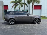 Used 2023 Land Rover Range Rover Long Wheelbase SE image 3