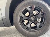 New 2025 Volkswagen Atlas Peak Edition SE image 2