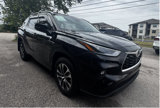Used 2021 Toyota Highlander XLE image 3