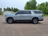 Used 2023 Chevrolet Suburban LT w/ LT Signature Plus Package image 3