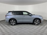 New 2025 Mitsubishi Outlander SEL image 3