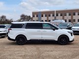 New 2025 Kia Carnival SX Prestige image 2