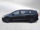 New 2026 Chrysler Pacifica Limited w/ S Appearance Package image 4
