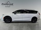 Used 2024 Chrysler Pacifica Touring-L w/ S Appearance Package image 2