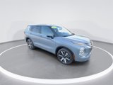 New 2025 Mitsubishi Outlander SE image 2