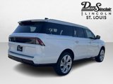 New 2025 Lincoln Navigator L Reserve image 5