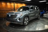 Used 2024 Volkswagen Atlas SE image 2