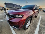 Used 2025 Jeep Grand Cherokee L Laredo image 2