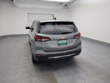 Used 2023 Chevrolet Equinox LT image 6