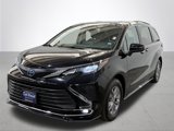 Used 2024 Toyota Sienna XLE image 2
