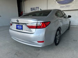 Used 2016 Lexus ES 300h image 5