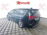 Used 2023 Chrysler Pacifica Touring-L image 5