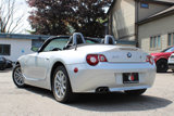 Used 2005 BMW Z4 2.5i image 6