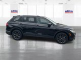 Used 2023 Volkswagen Tiguan SE image 2