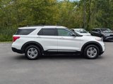 Certified 2022 Ford Explorer XLT image 2