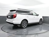 New 2025 Ford Expedition Active image 2