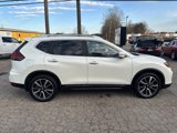 Used 2018 Nissan Rogue SL w/ Premium Package image 6
