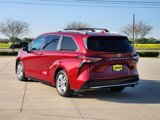 Used 2021 Toyota Sienna Limited image 5