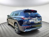 New 2025 Mitsubishi Outlander SE image 3