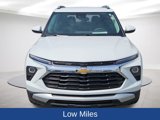 Used 2025 Chevrolet TrailBlazer LT image 2