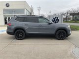 New 2025 Volkswagen Atlas SE image 2