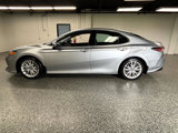 Used 2018 Toyota Camry XLE image 5