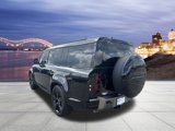 Used 2025 Land Rover Defender 130 X-Dynamic SE image 3