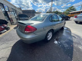 Used 2005 Ford Taurus SE image 5