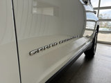 Used 2023 Jeep Grand Cherokee Limited image 3